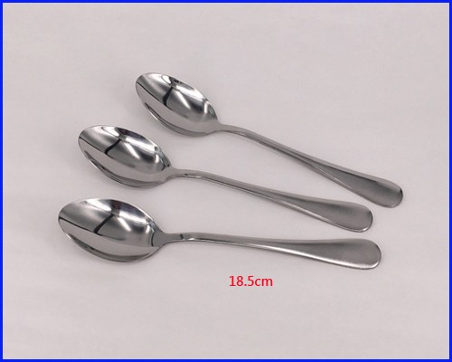 410不鏽鋼勺子 橢圓勺湯匙 不銹鋼湯匙 不銹鋼長柄湯匙 不鏽鋼湯勺 廠家生產